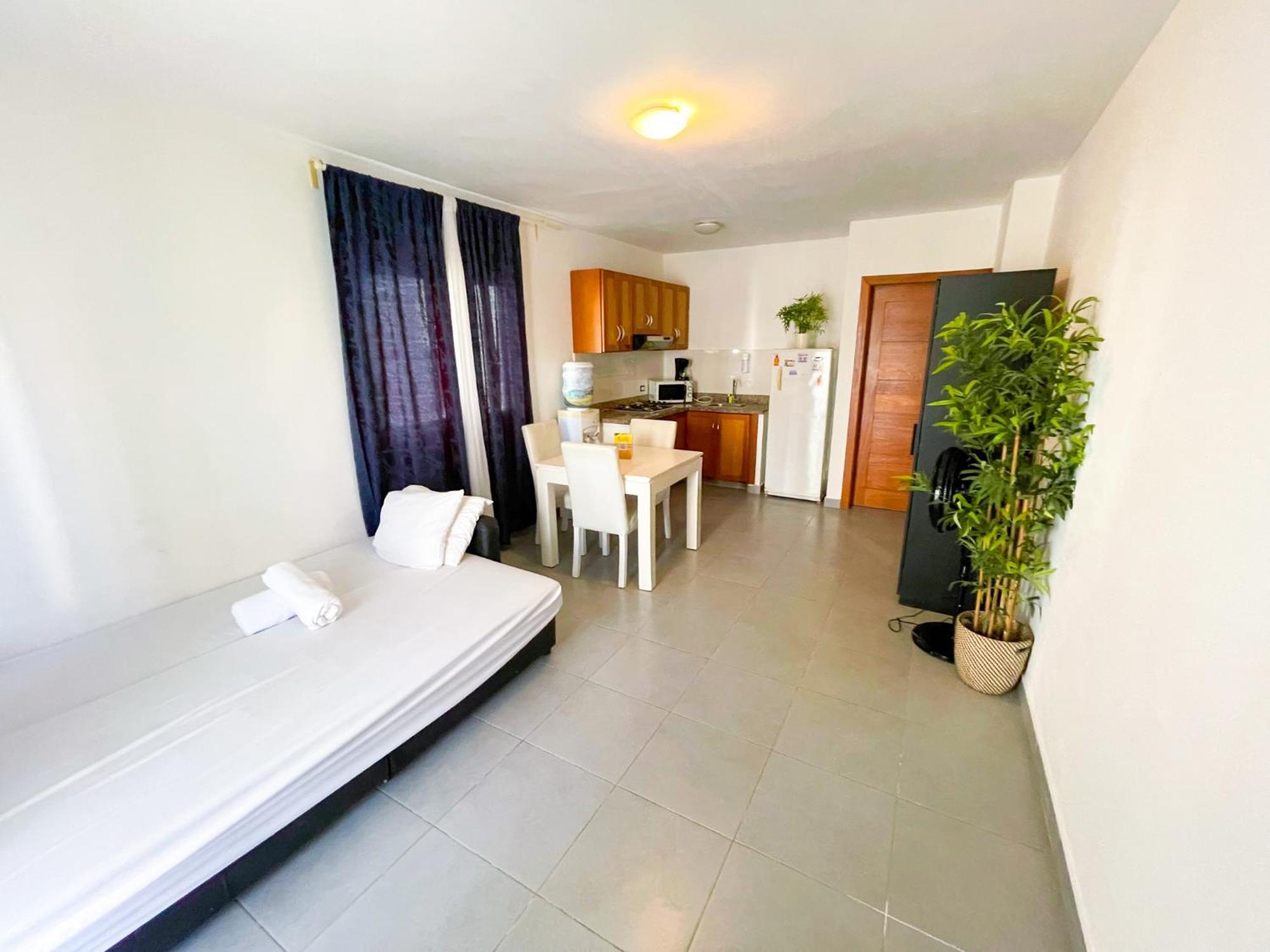 Tropical Adventures Sol Caribe Studios Suites Bavaro Beach & Pool Punta Cana Buitenkant foto