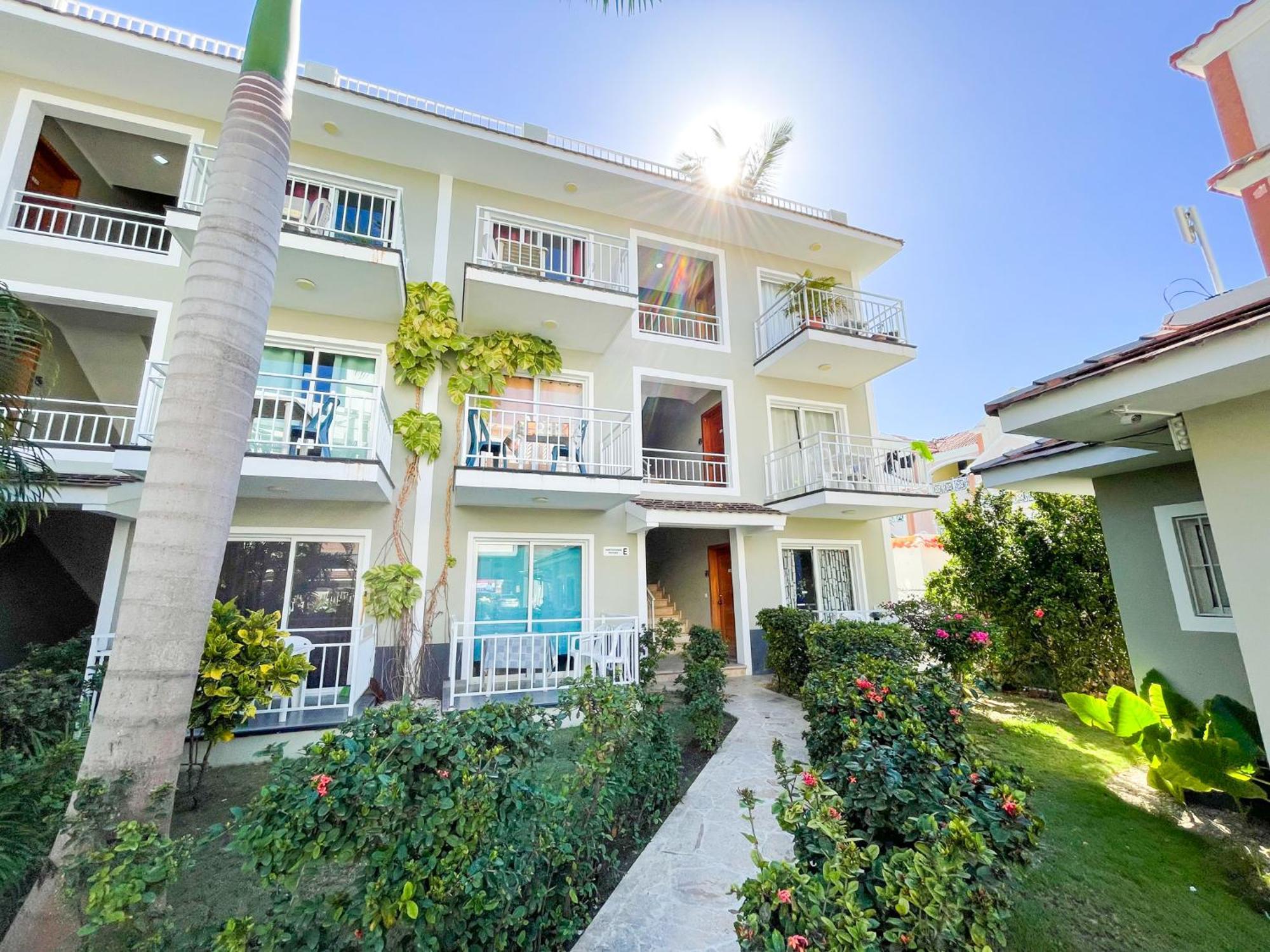Tropical Adventures Sol Caribe Studios Suites Bavaro Beach & Pool Punta Cana Buitenkant foto